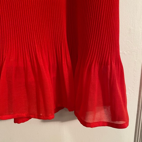 Zara Pleated Tie Neck Halter Top - Picture 4 of 5